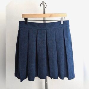 Banana Republic Blue Pleated Knit Skirt size 4